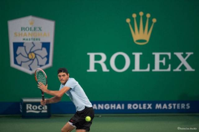 反手位空档 反手位空档