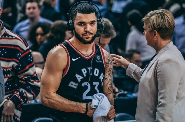 足球界充满 足球界充满